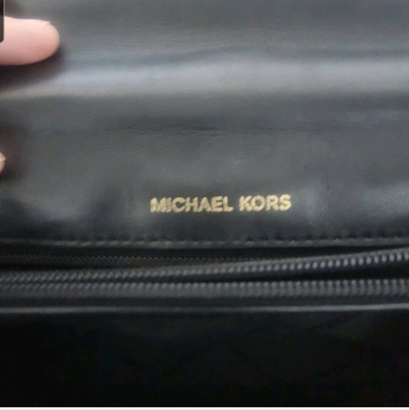 Michael Kors Soho Large Black Quilted Leather Shoulder Bag Chain Strap Gold - Picture 5 of 8